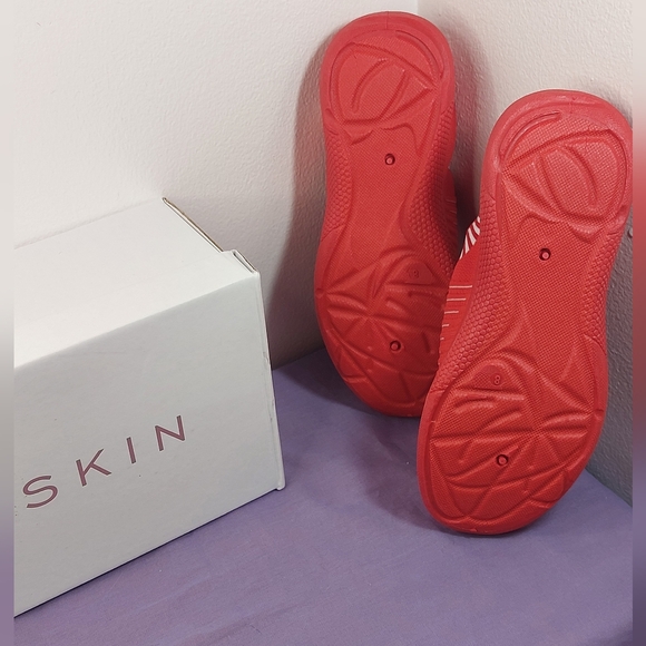 Danskin Women’s Energy Workout/Sneakers/Exercise Shoes Red Size 8 NIB - Picture 8 of 8